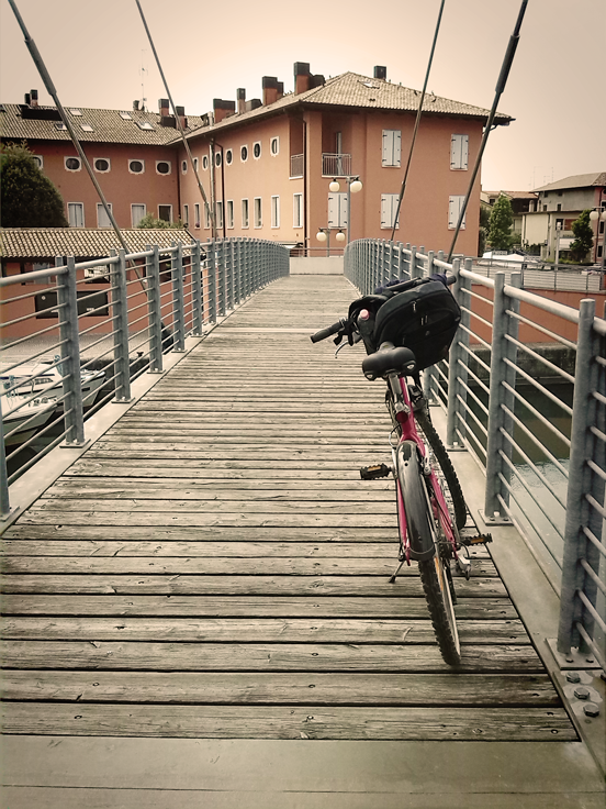 Sul ponte dello Stella in bici, Precenicco